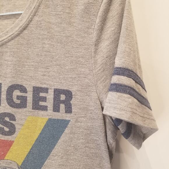 Stranger Things Netflix T- Shirt Juniors Size L - Picture 3 of 5